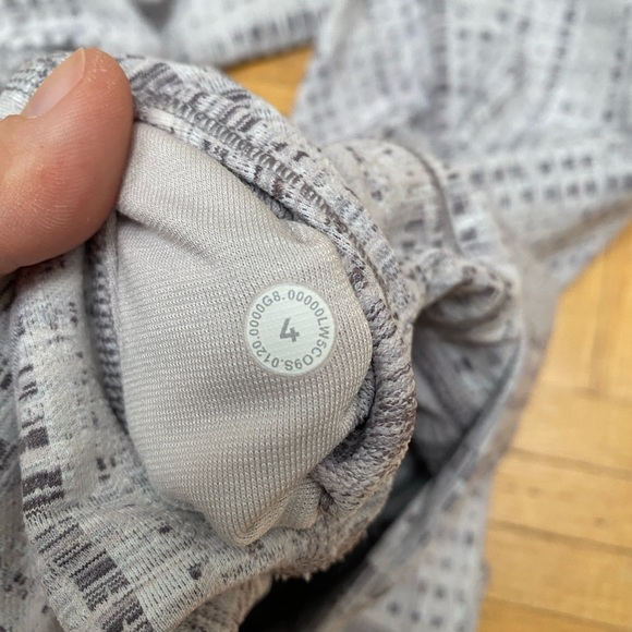 Lululemon - Wunder Under High Rise 25” Jacquard Moonphase Silver Leggings - Picture 10 of 10